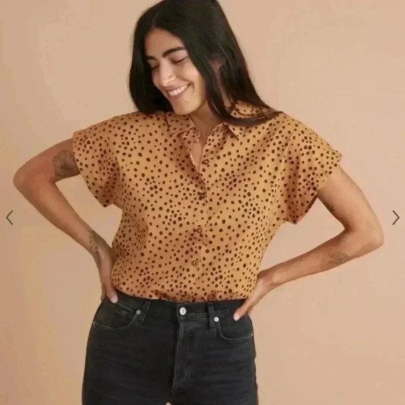 Marine Layer Dana Shirt in Abstract
Cheetah Print Size XS Sold out LIKE NEW - Picture 2 of 7